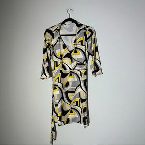sweet lily wrap dress size m